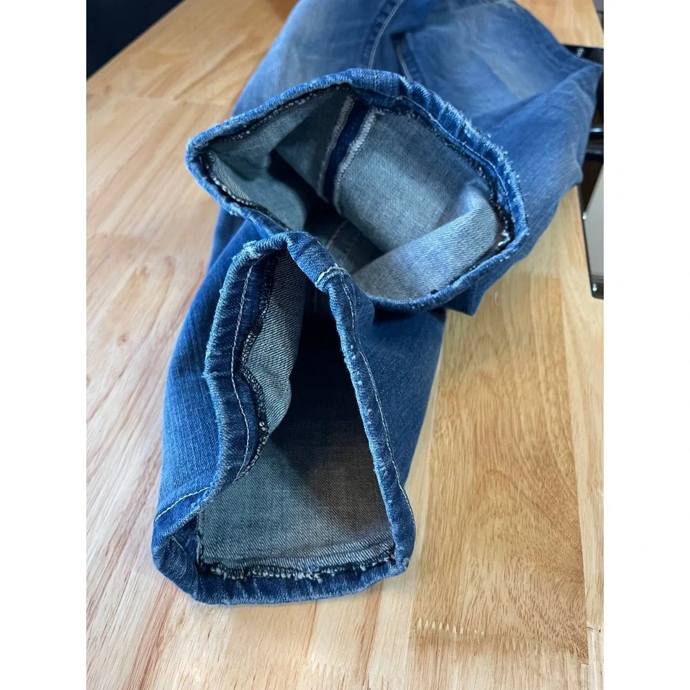 Miss Me JP5046-2 Bootcut Jeans Blue Denim Rhinestone Cross Flap Pocket Womens 31